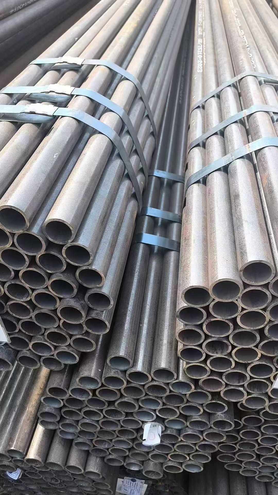 低溫再熱器管 Φ57×4.5mm,材質(zhì)：12Cr1MoVG。含材質(zhì)證明、出廠合格證，水壓試驗、通球報告等資料